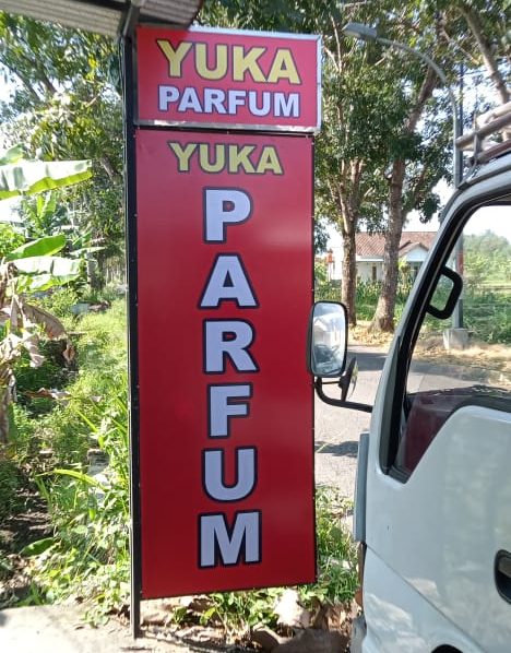 STRATEGI BRANDING BISNIS MELALUI BALIHO, NEON BOX, DAN SIGNAGE | CV GRACINDO